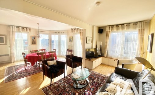 Wohnung in Suresnes, Île-de-France, Frankreich 1