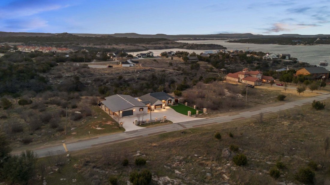 House in Graford, Texas, United States 3 - 17226631