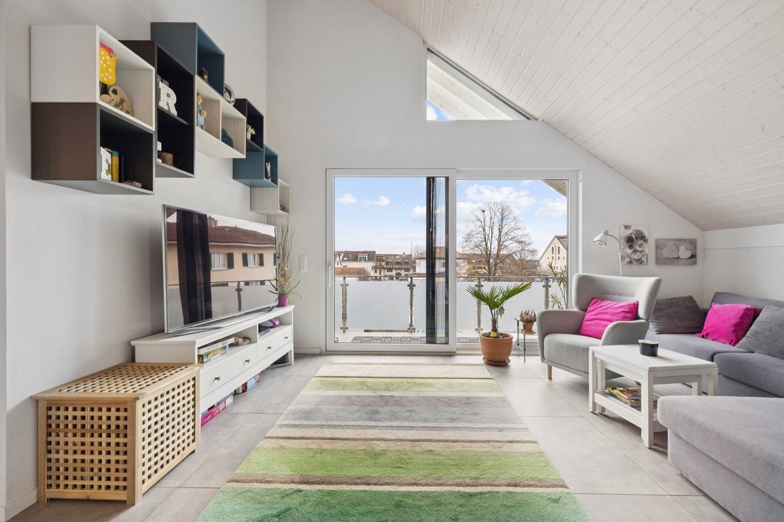 Magnificent 4.5 Room Penthouse In The Heart Of The Village