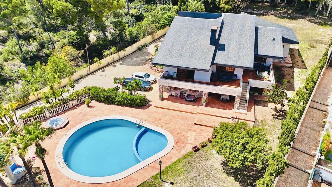 Villa in la Nucia, Valencian Community, Spain 1 - 17224014