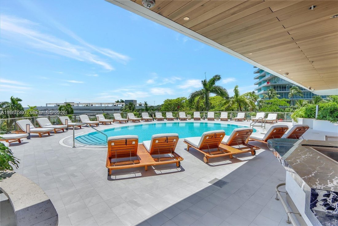 Condo in Miami, Florida, United States 2 - 17228533