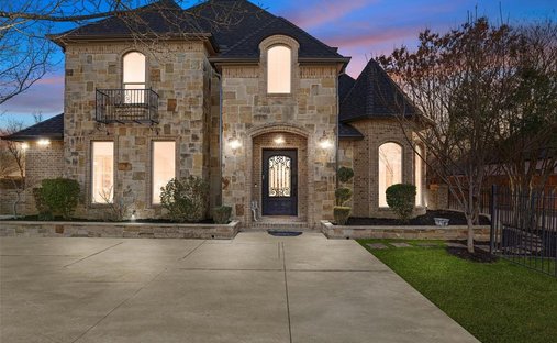 House in Arlington, Texas, United States 1
