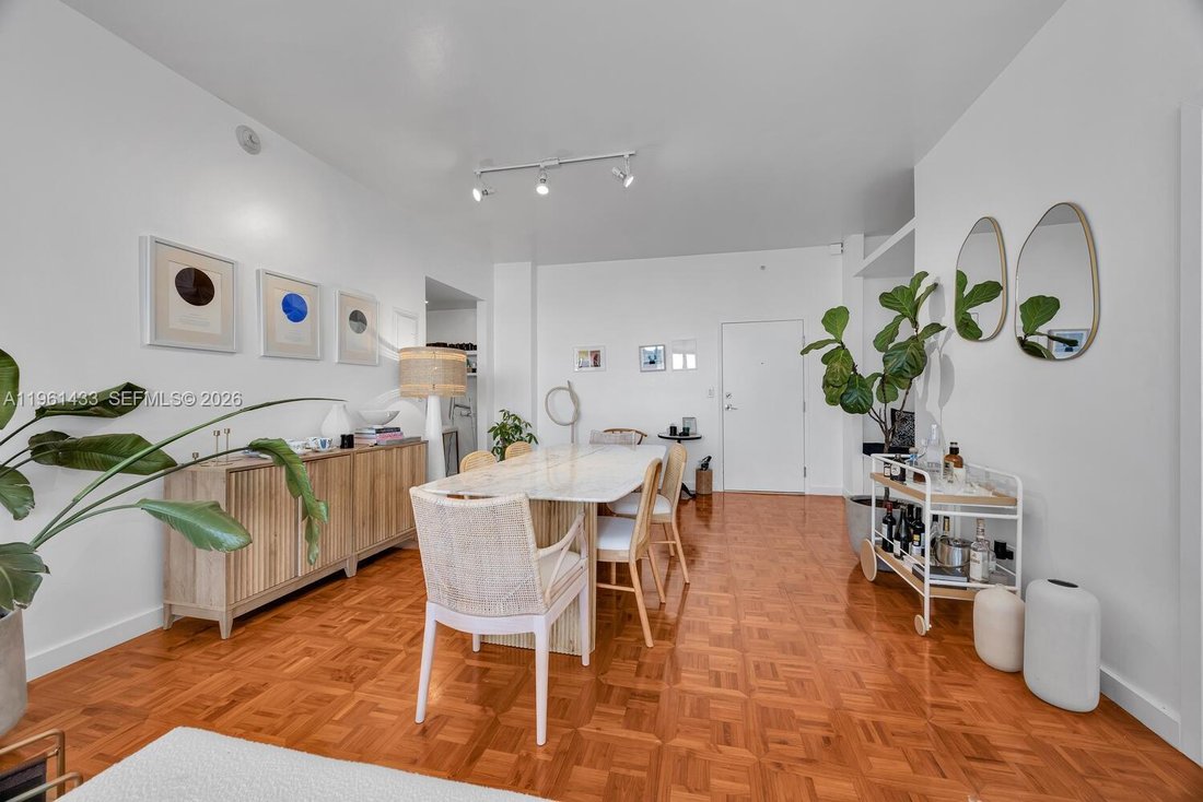 Condo in Miami, Florida, United States 5 - 17202758