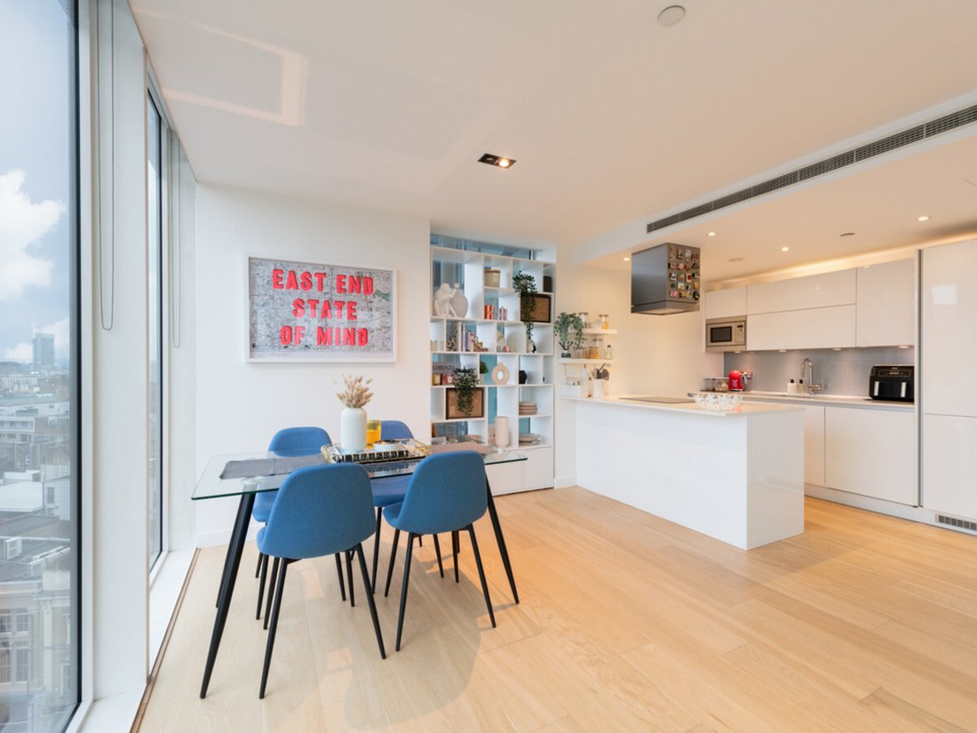 Apartment in Tower Hill, Tower Hamlets, England 1 - 17225616