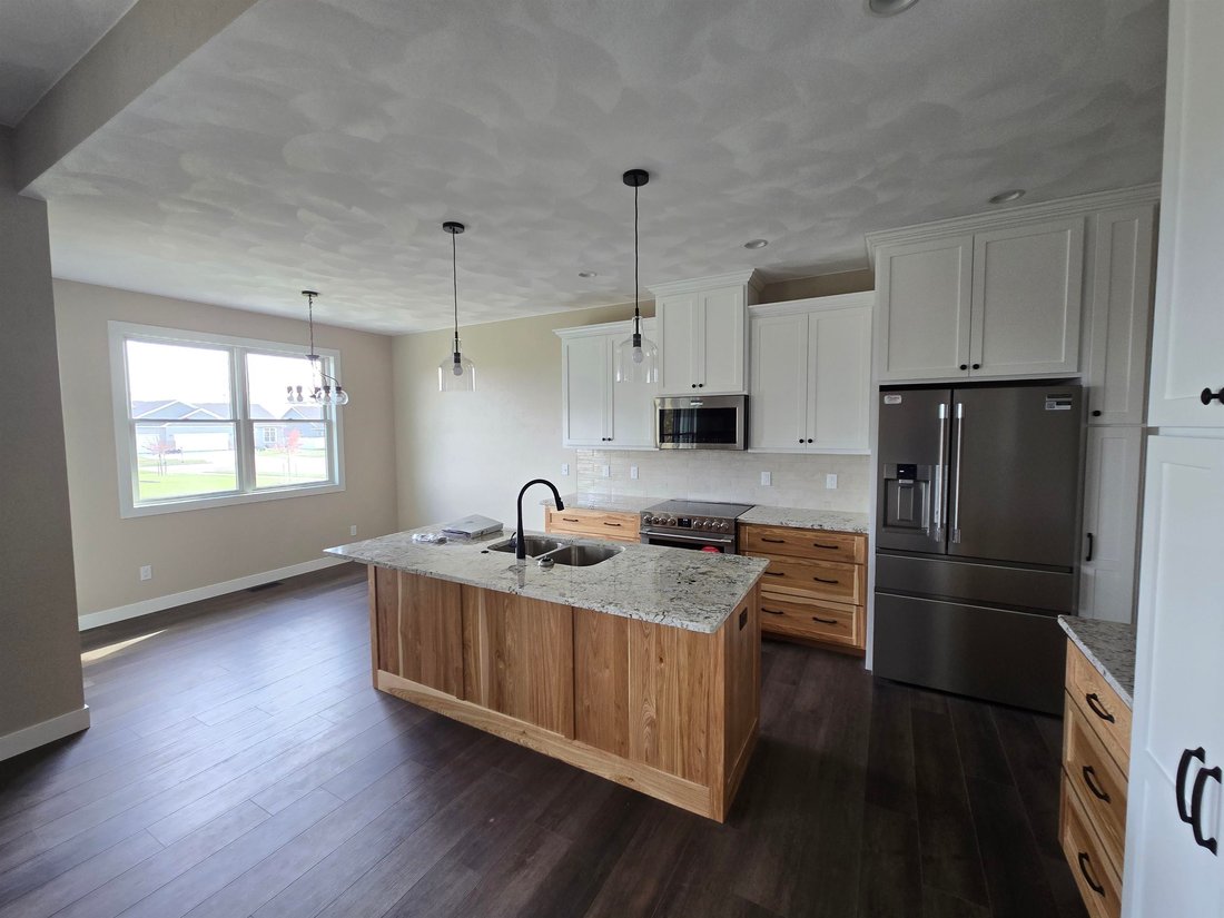 House in Janesville, Wisconsin, United States 3 - 17223369
