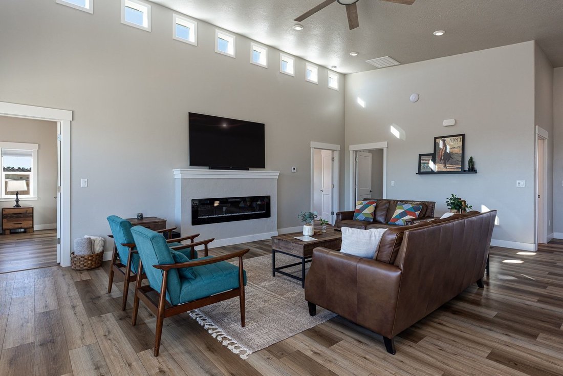 House in Kanab, Utah, United States 3 - 17223394