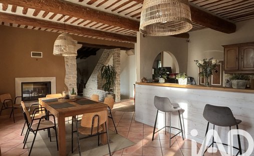 House in Zone d'Activité Carpensud, Carpentras, France 1