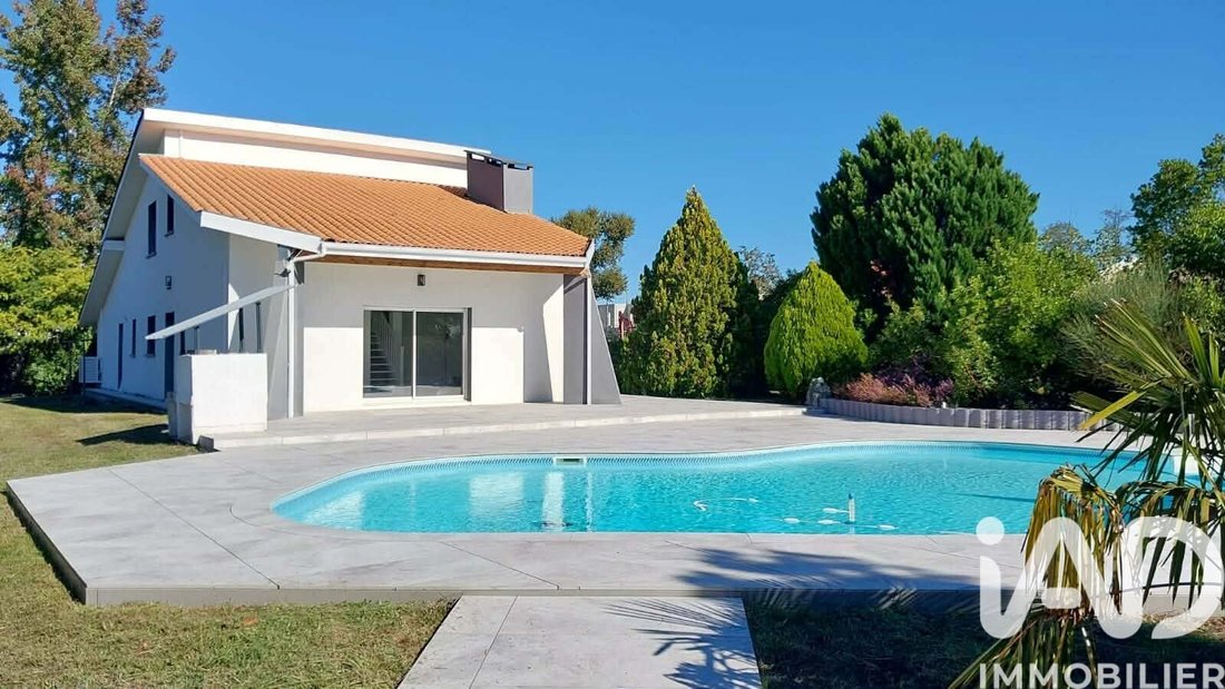 House in Bourg-Croix d'Hins, Cestas, France 2 - 17227630