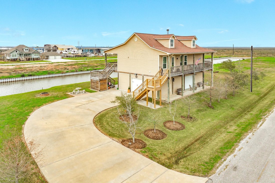 House in Freeport, Texas, United States 4 - 17232968