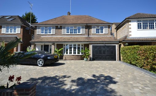 House in Ferney Hill, Enfield, England 1