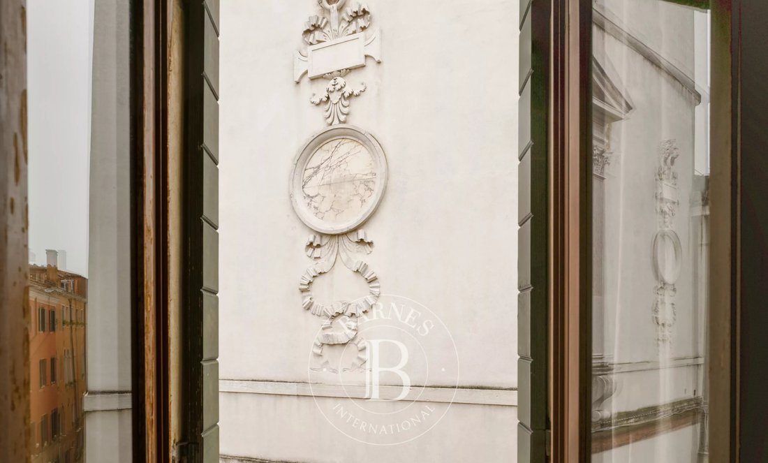 Townhouse in Dorsoduro, Venice, Italy 5 - 17230581