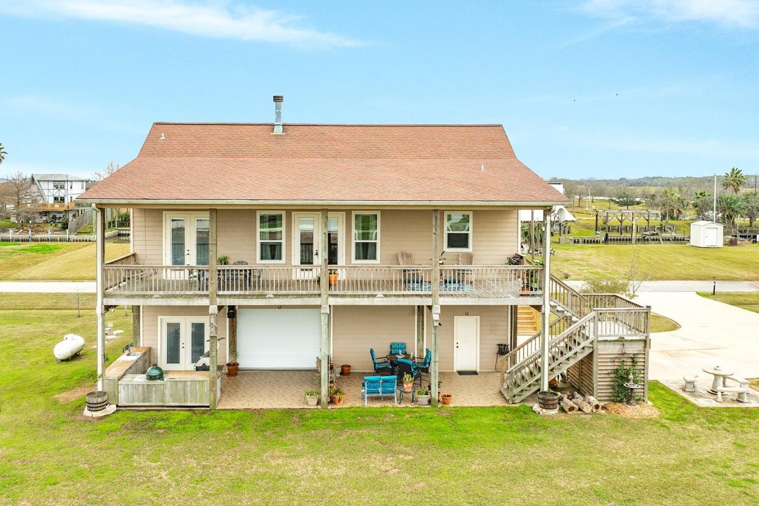 House in Freeport, Texas, United States 3 - 17232968