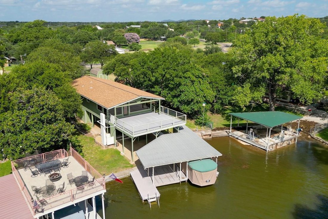 House in Llano, Texas, United States 3 - 17231101