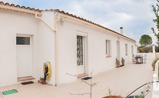 House in Nord Ouest, Saint-Maximin-la-Sainte-Baume, France 1