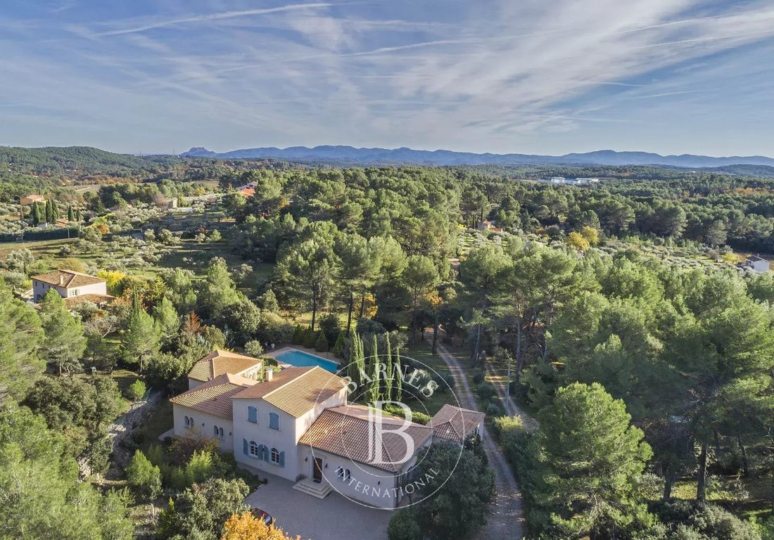 Country House in Flayosc, Provence-Alpes-Côte d'Azur, France 4 - 17230577