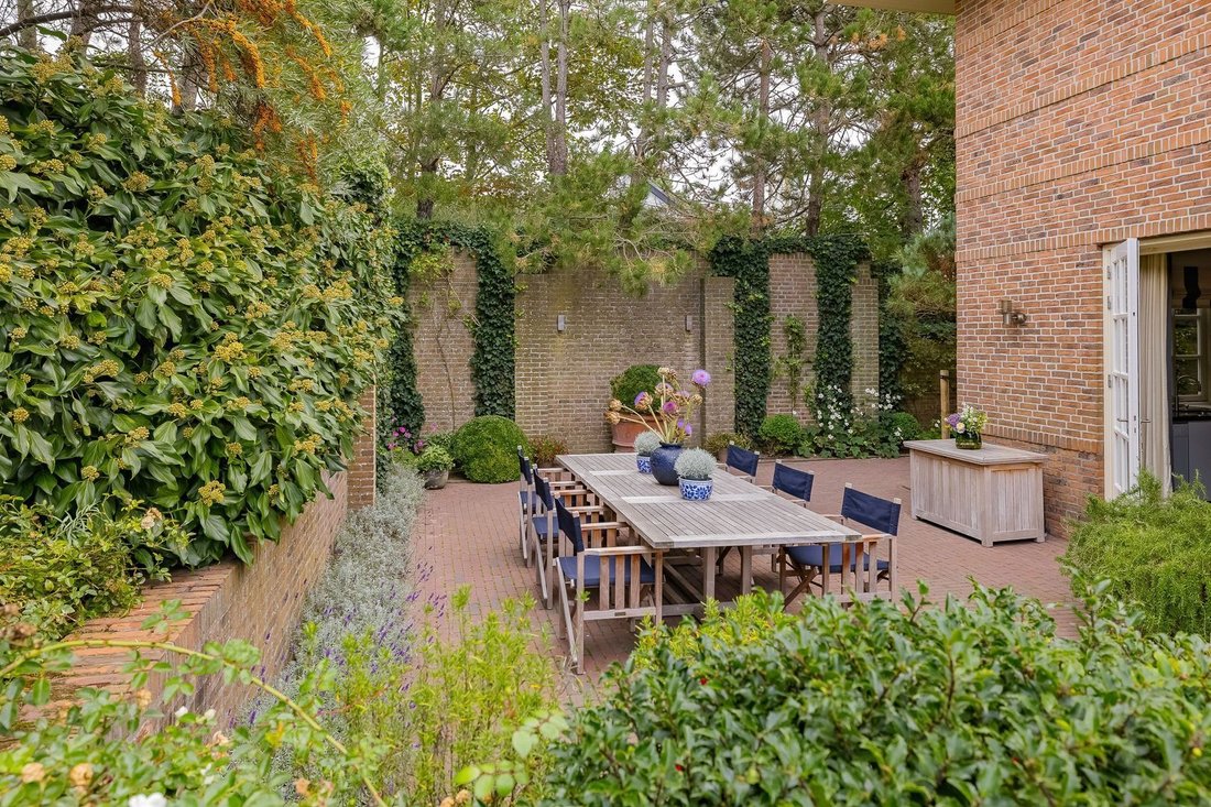 Villa in Noordwijkerhout, South Holland, Netherlands 3 - 17233796