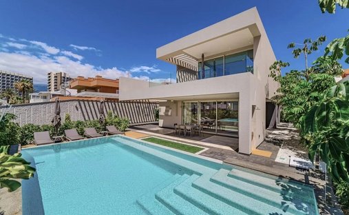 Villa in Playa de las Americas, Canary Islands, Spain 1