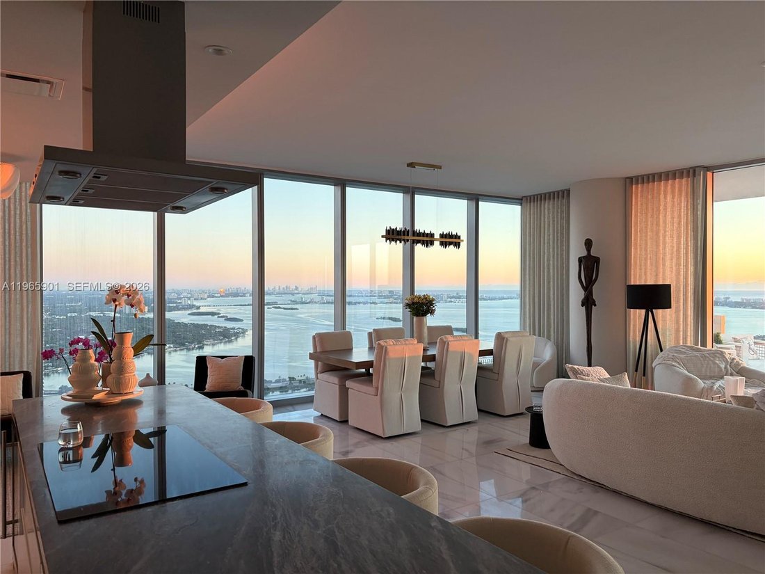 Condominium In Miami In Miami, Florida, United States For Sale (17233016)