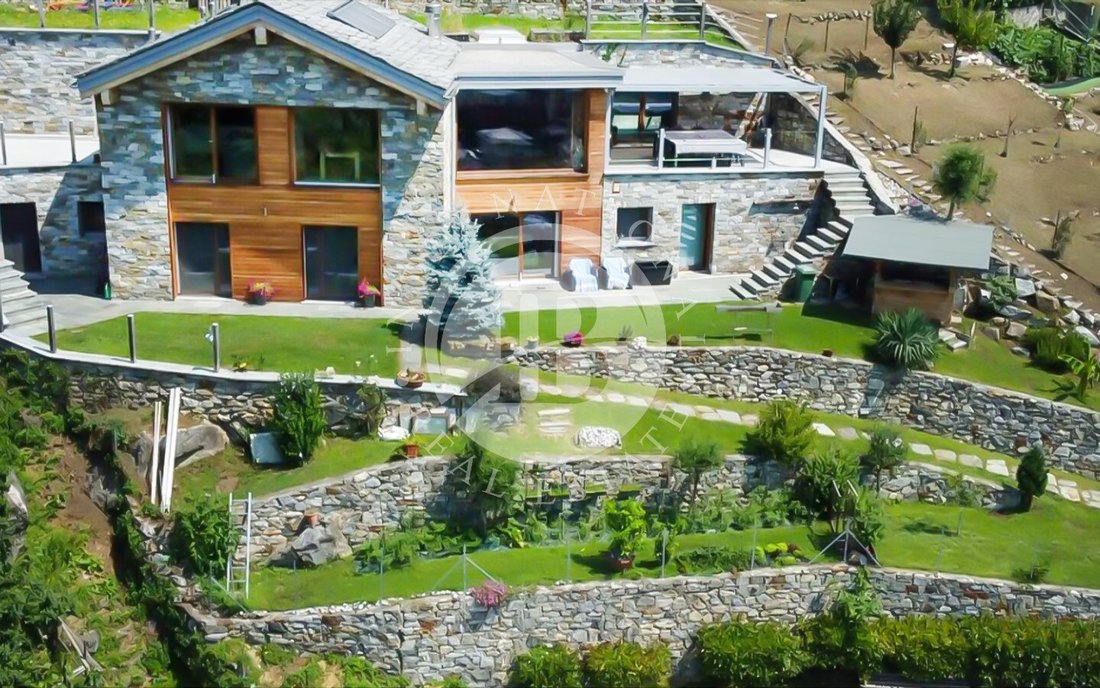 Villa in Chiavenna, Lombardy, Italy 4 - 17015114