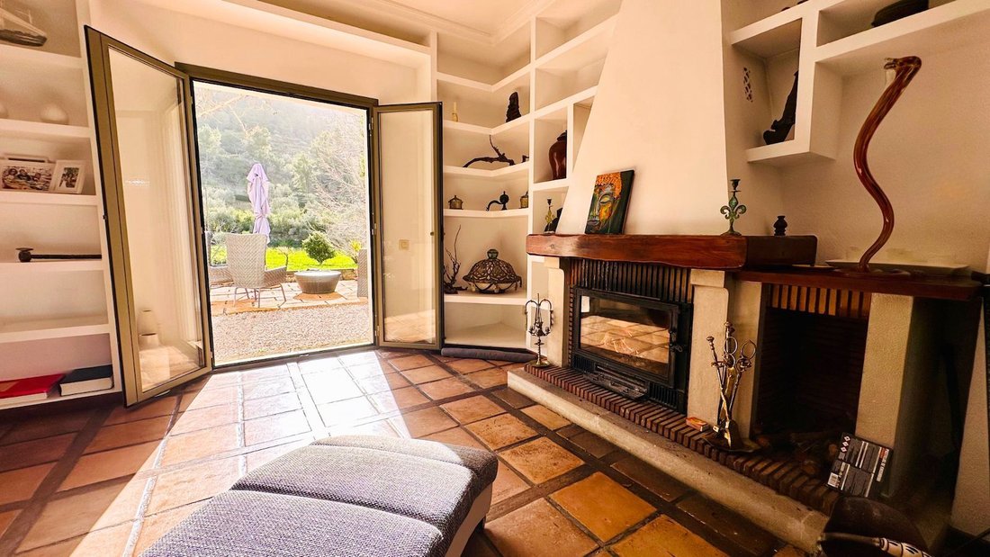 Villa in Esporles, Balearic Islands, Spain 1 - 17233986