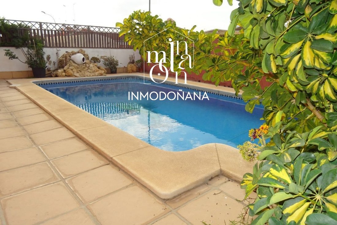 Chalet in 1a Fase, Almonte, Spain 1 - 14811375