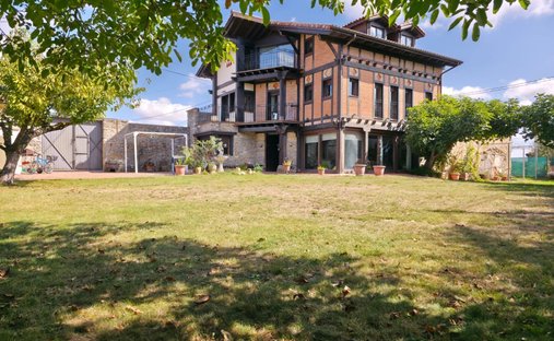 Chalet in Vitoria-Gasteiz, Basque Country, Spain 1