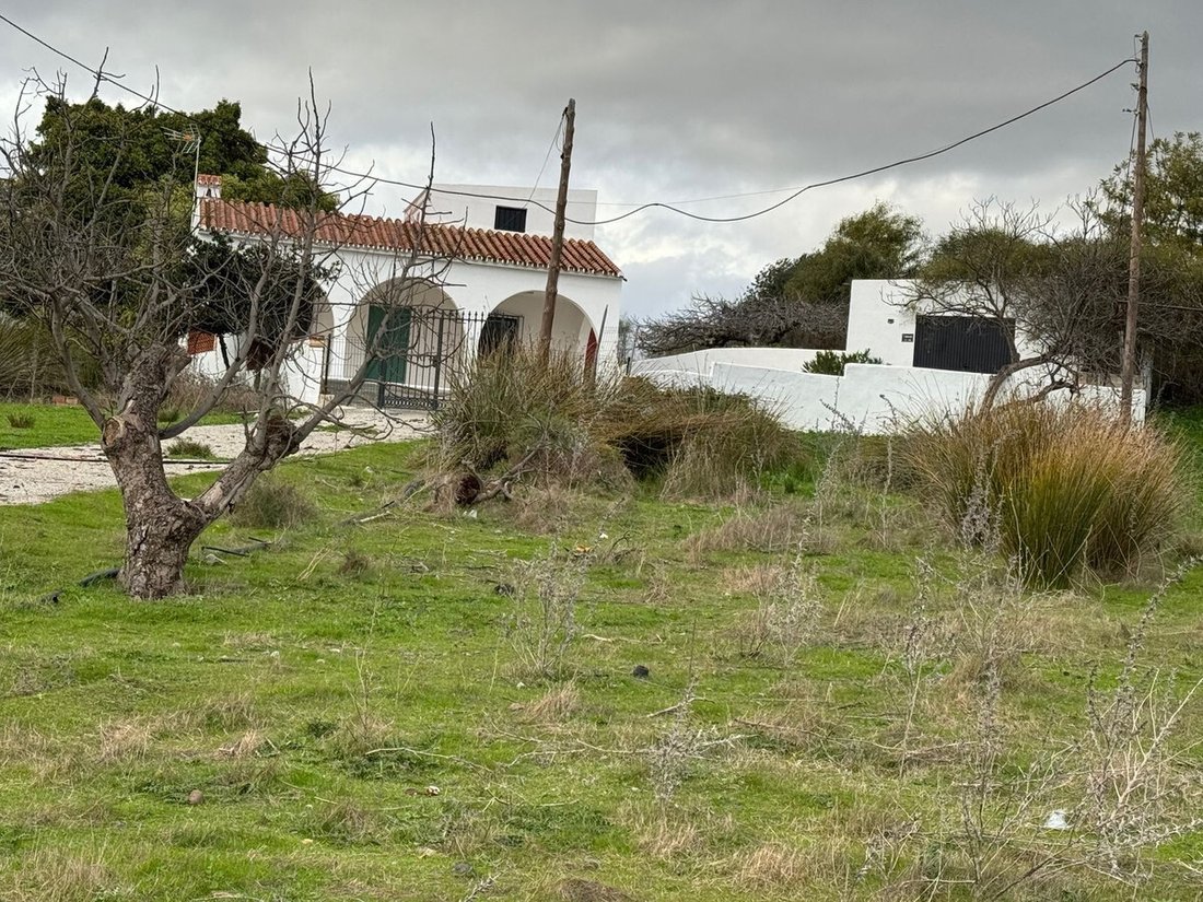 Villa in Cancelada, Estepona, Andalusia 1 - 17234119