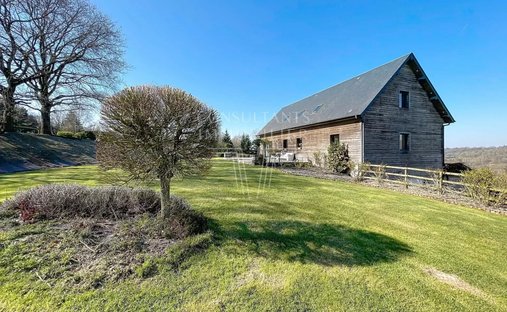 House in Pont-l'Évêque, Normandy, France 1