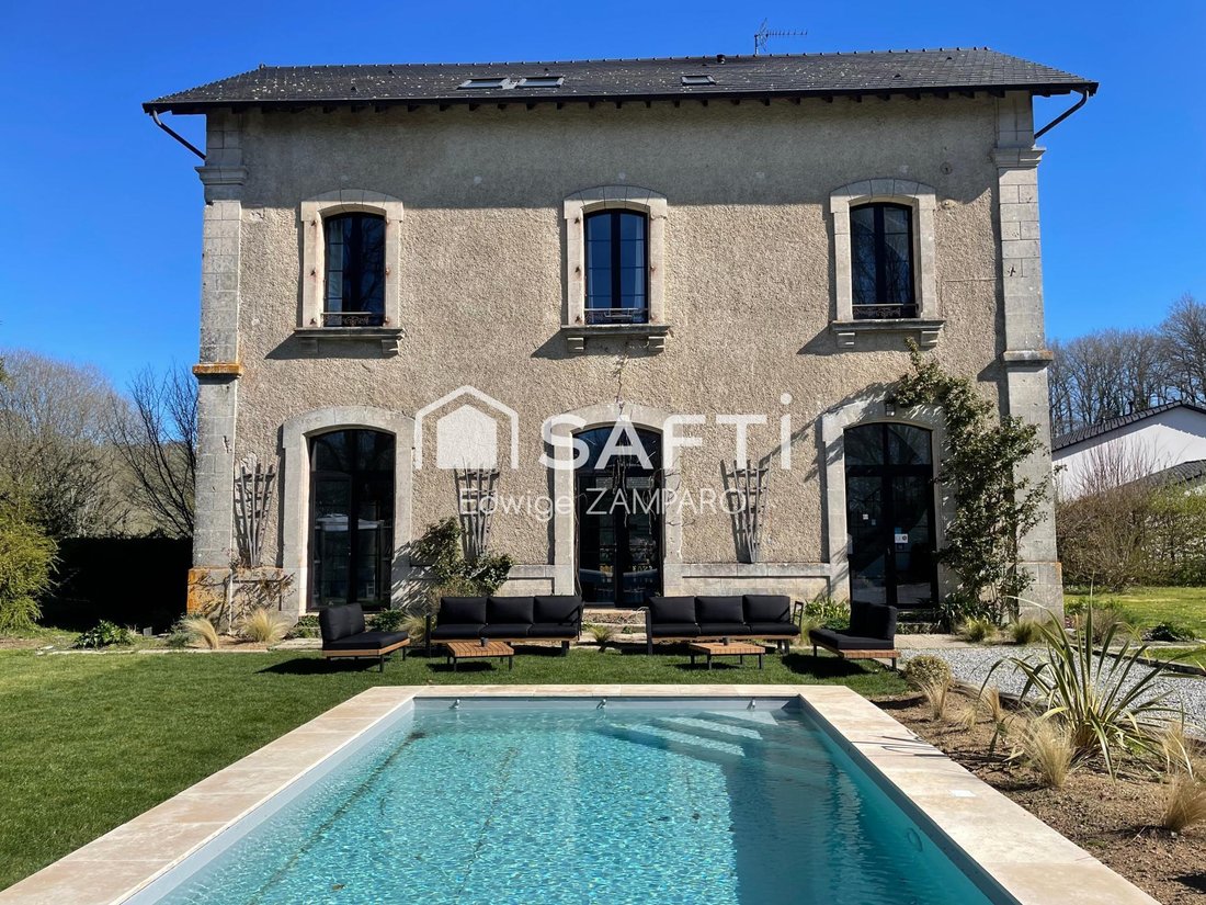 House in Champagnac-la-Riviere, Nouvelle-Aquitaine, France 3 - 17235696