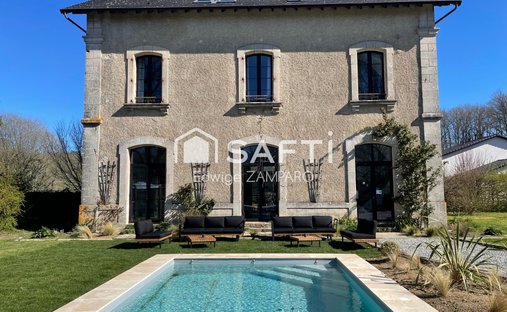House in Champagnac-la-Riviere, Nouvelle-Aquitaine, France 1