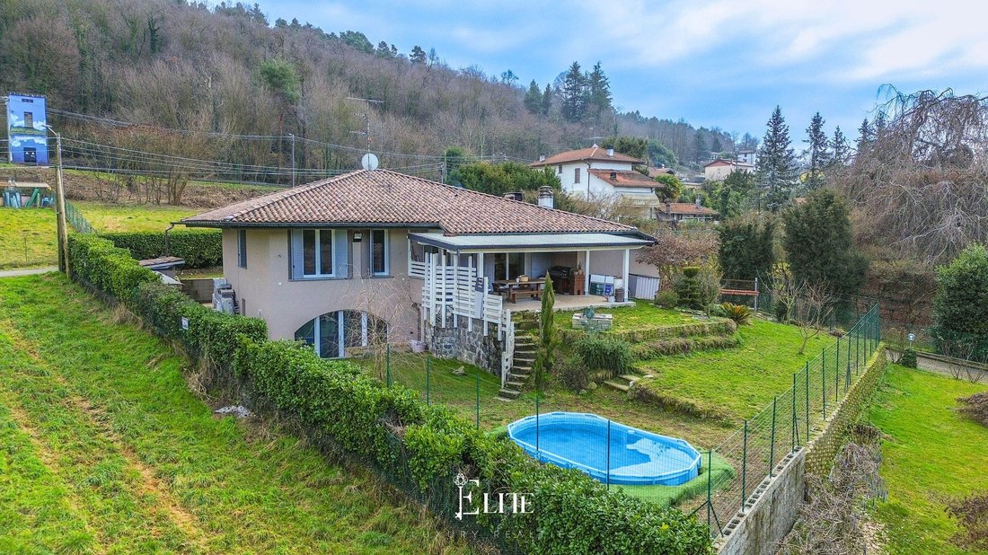 Villa in Vergiate, Lombardy, Italy 1 - 17234825