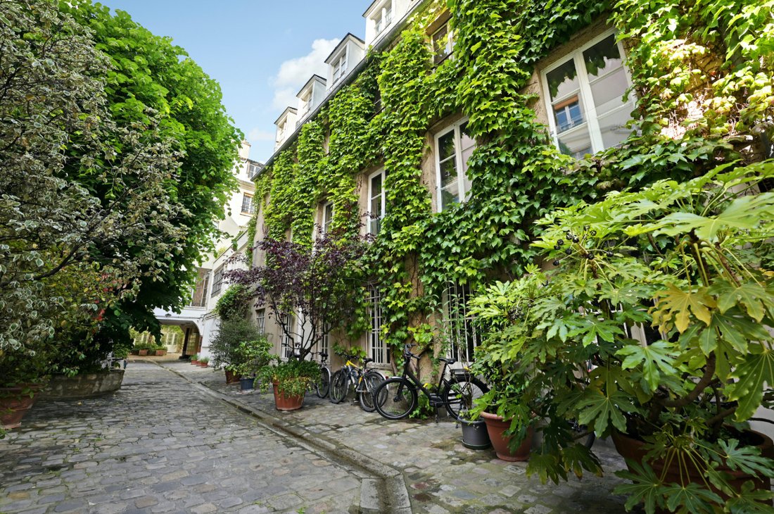 Apartment in Saint Gervais, Paris 4e Arrondissement, Paris 1 - 17235088
