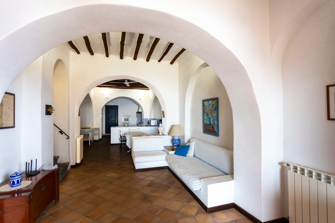 Villa à Santa Marina Salina, Sicile, Italie 3 - 17234383