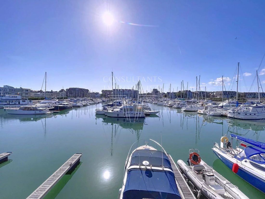 Apartment in Deauville, Normandy, France 3 - 17234655