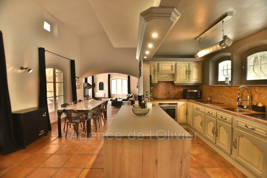 Villa in Valbonne, Provence-Alpes-Côte d'Azur, France 5 - 17235002