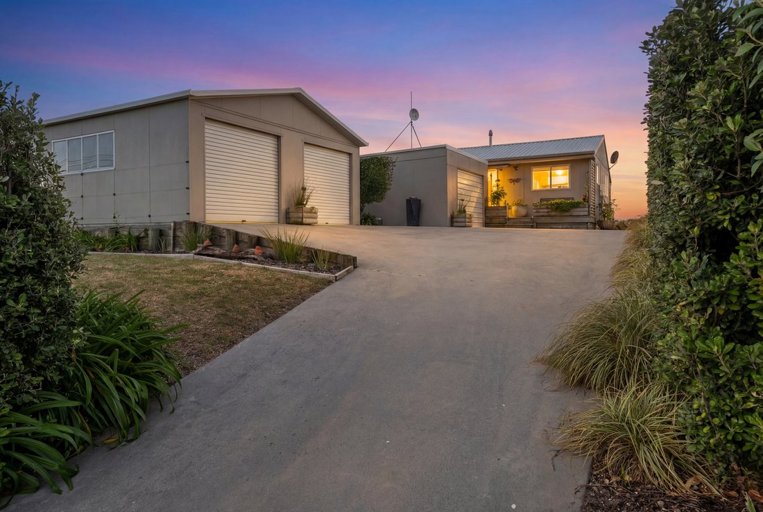 House in Pukehina, Bay of Plenty, New Zealand 3 - 17237187