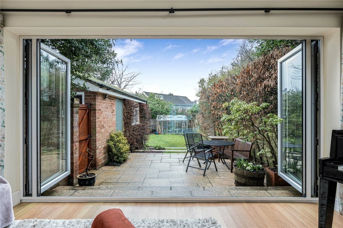 House in Mill Hill, Barnet, England 3 - 17234640