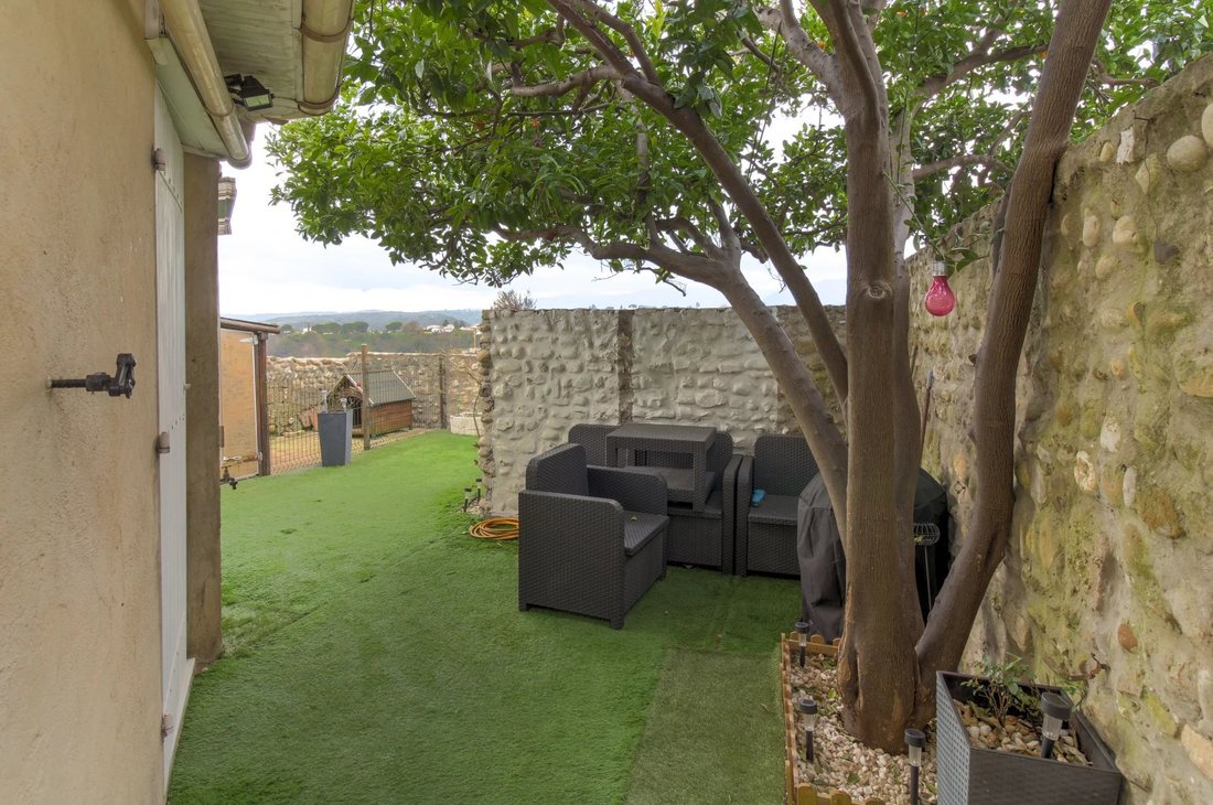 Townhouse in Saint Jean-L'Hubac, Cagnes-sur-Mer, France 5 - 17235550