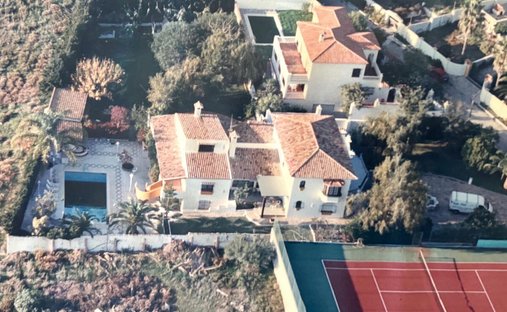 Villa in Estepona, Andalusia, Spain 1