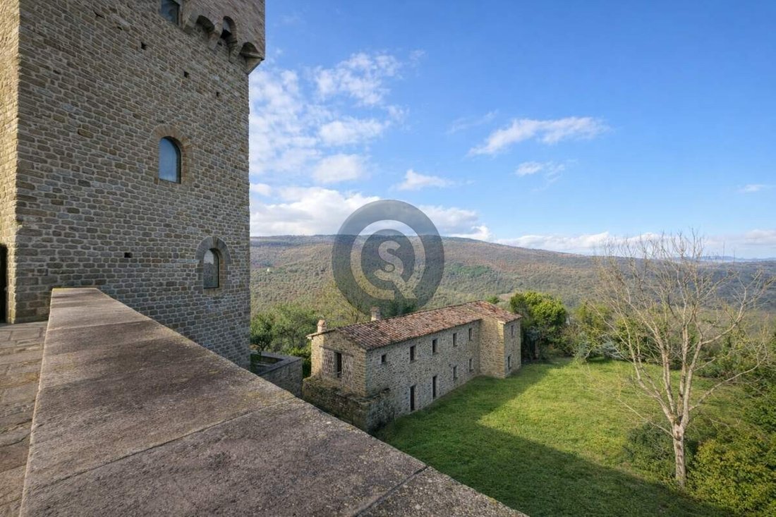 House in Passignano sul Trasimeno, Umbria, Italy 4 - 17236183