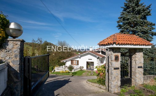 House in Hernialde, Basque Country, Spain 1