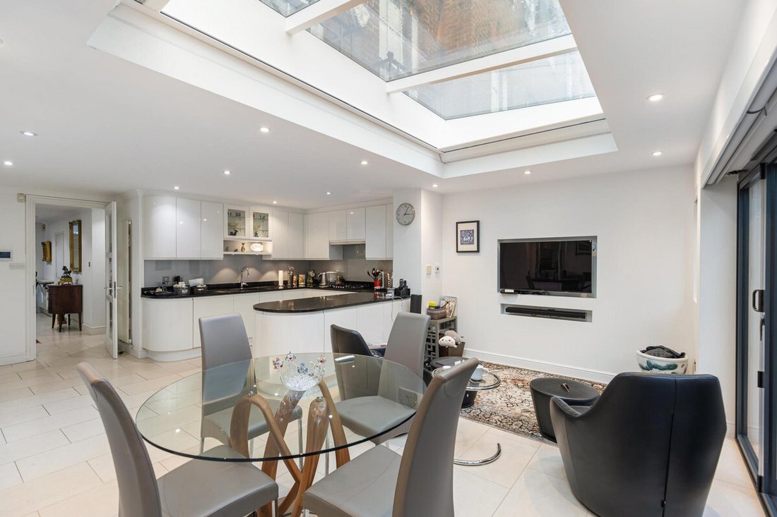 Townhouse in Holland Park, Kensington And Chelsea, England 5 - 17236927