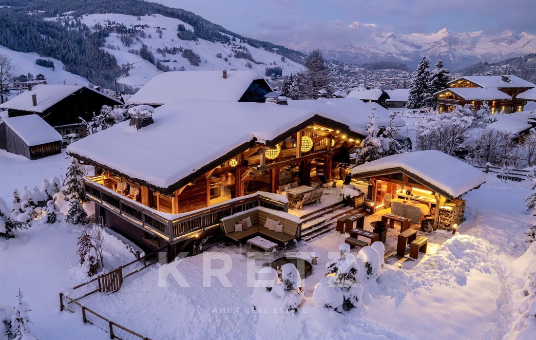 Chalet in Megève, Auvergne-Rhône-Alpes, France 1 - 17238389