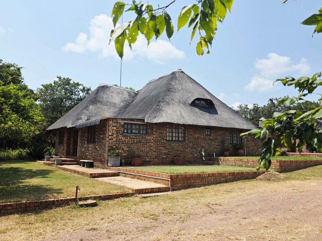 Farm Ranch in Mookgopong, Limpopo, South Africa 3 - 17235646