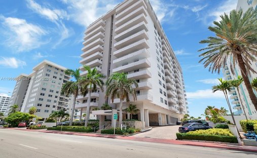 Condo in Bal Harbour, Florida, United States 1