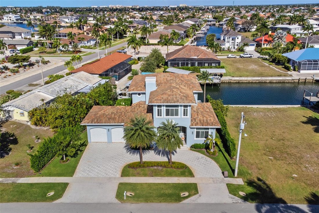 House in Marco Island, Florida, United States 4 - 17238087