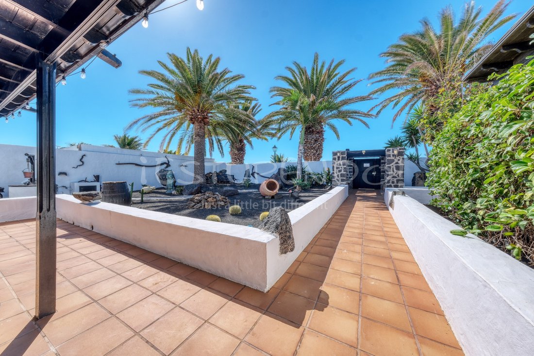 Villa in Costa Teguise, Teguise, Canary Islands 5 - 16796844
