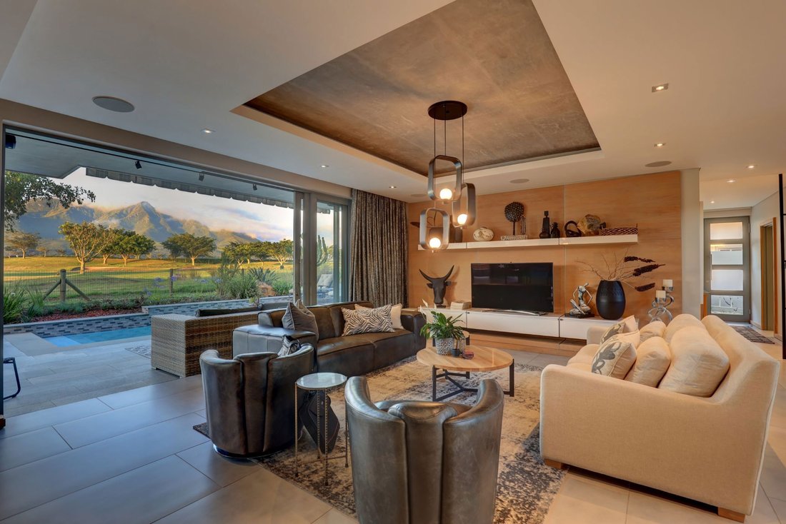 House in Kingswood Golf Estate, Western Cape, South Africa 1 - 17236156