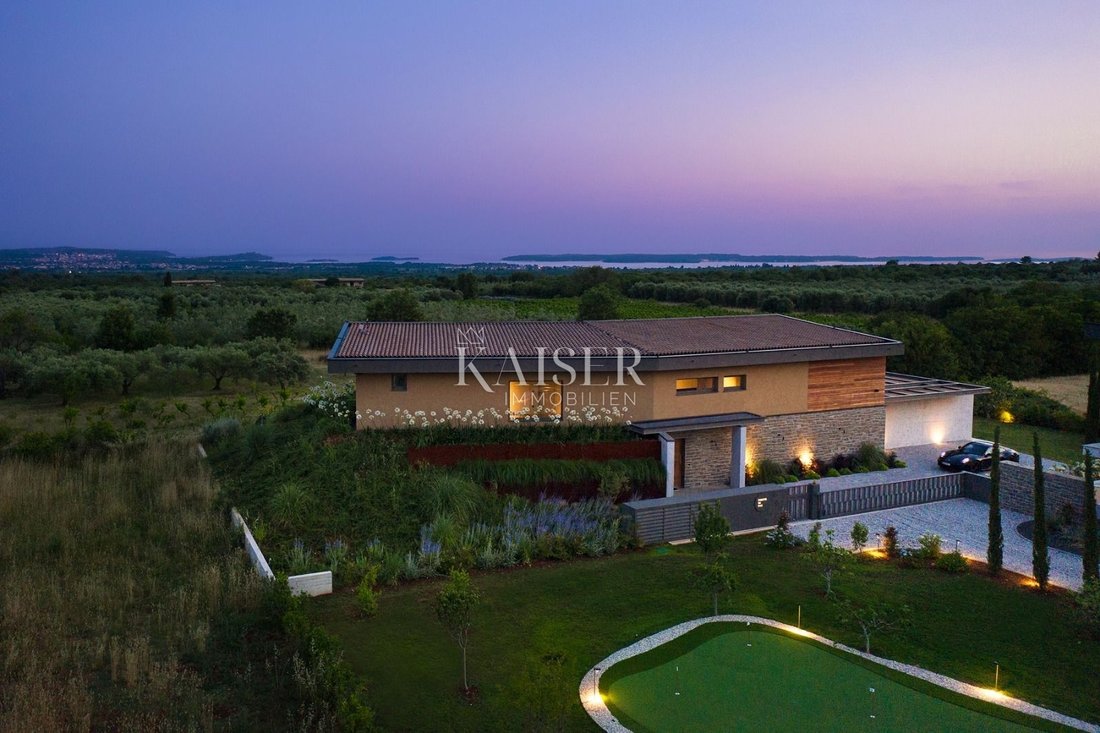 Villa in Vodnjan, Istria County, Croatia 2 - 13451320