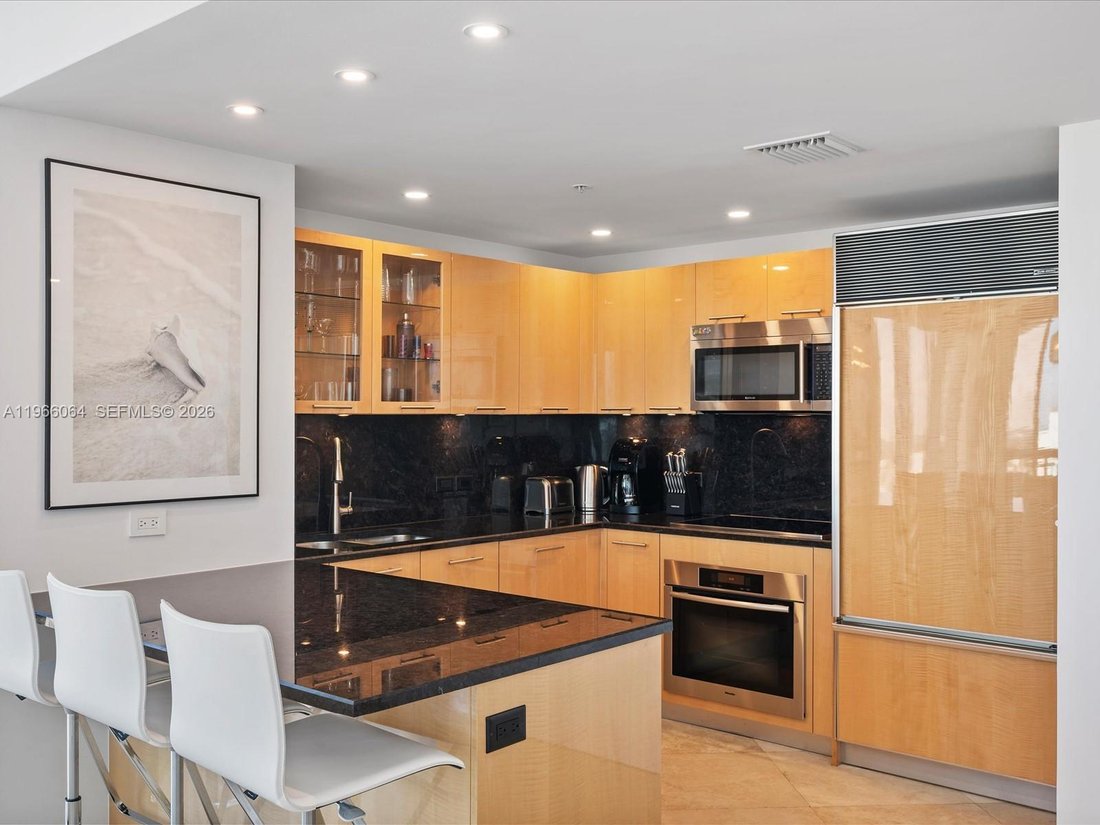 Condo in Miami Beach, Florida, United States 5 - 17234531